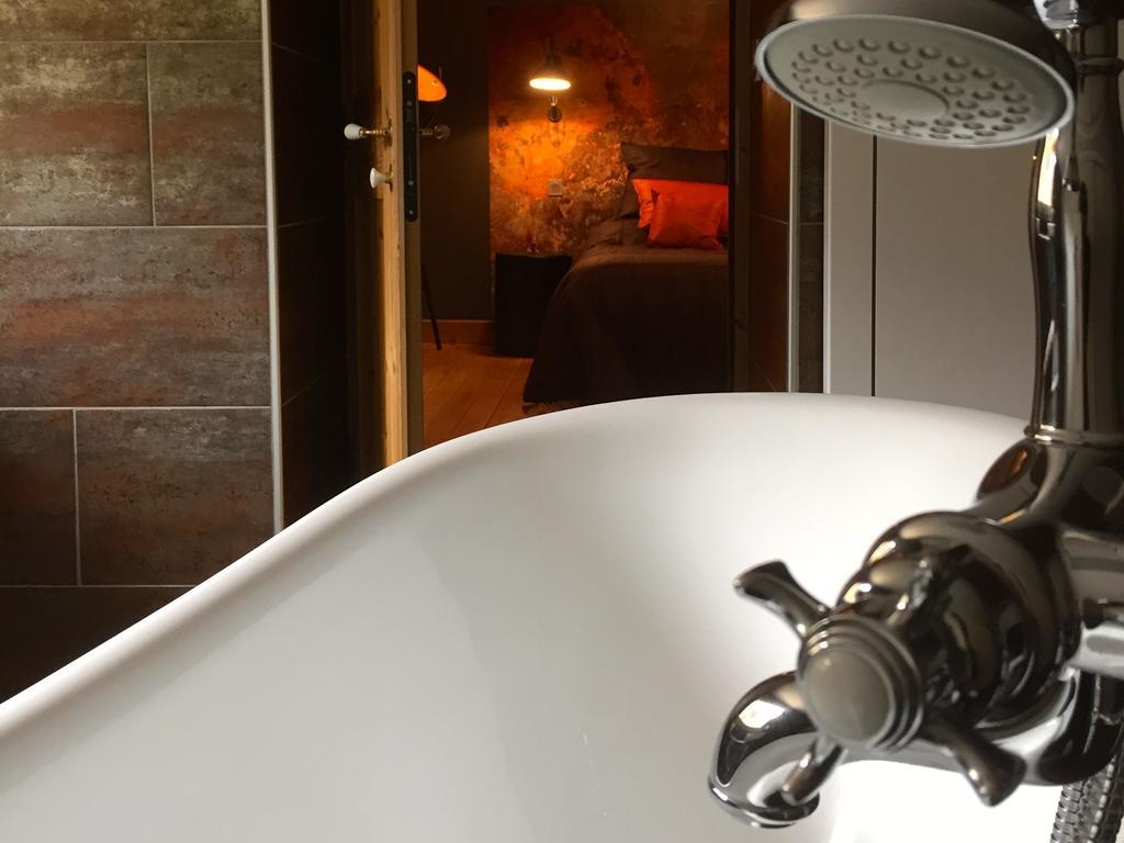 Au Moulin Des Fees - Maison D'Hotes Cascades Du Herisson Bonlieu 部屋 写真